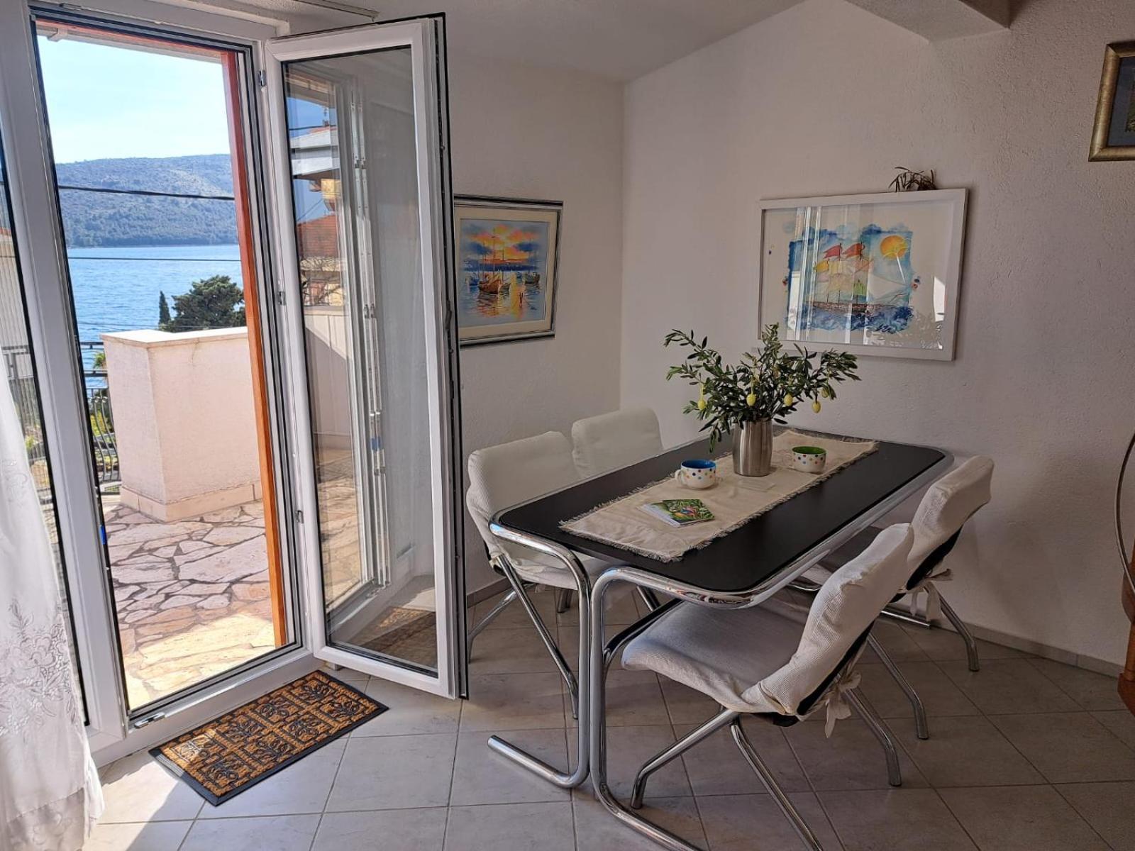 Villa Apartments Oliva Seget Vranjica Exteriör bild